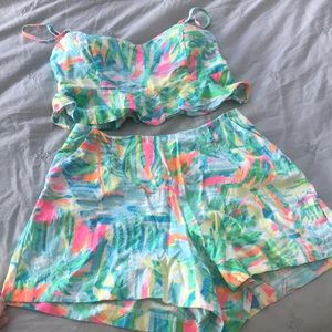 Lilly Pulitzer Linnea Set in Sea Salt and Sun!
